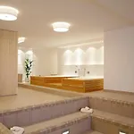 Njord 4*