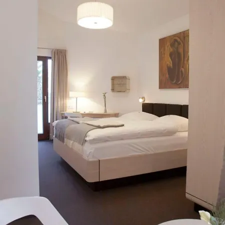 Njord 4* جوسلار